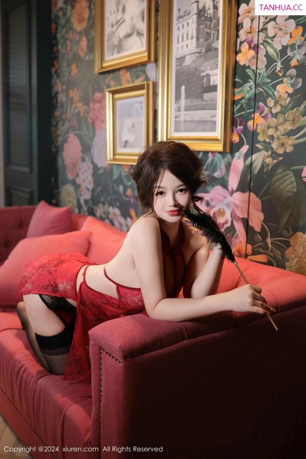   [XiuRen]高清写真图 2024.12.10 No.9572 沈思怡 美腿黑丝第32张图片